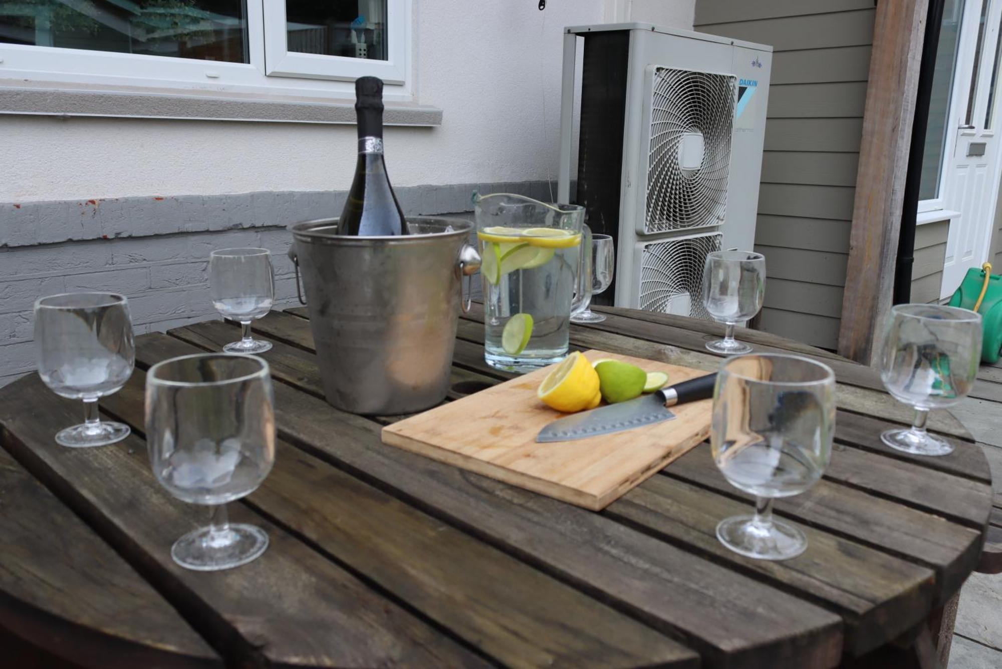 Four Corners Holiday Home Hot Tub & Sauna Ferndown Dış mekan fotoğraf