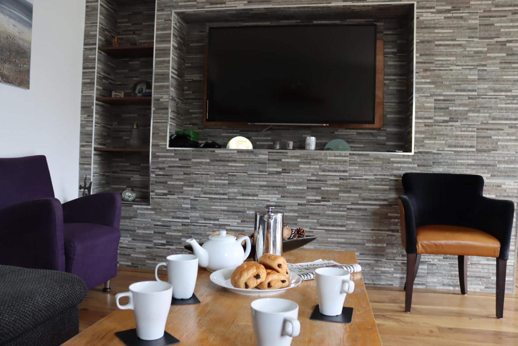 Four Corners Holiday Home Hot Tub & Sauna Ferndown Dış mekan fotoğraf
