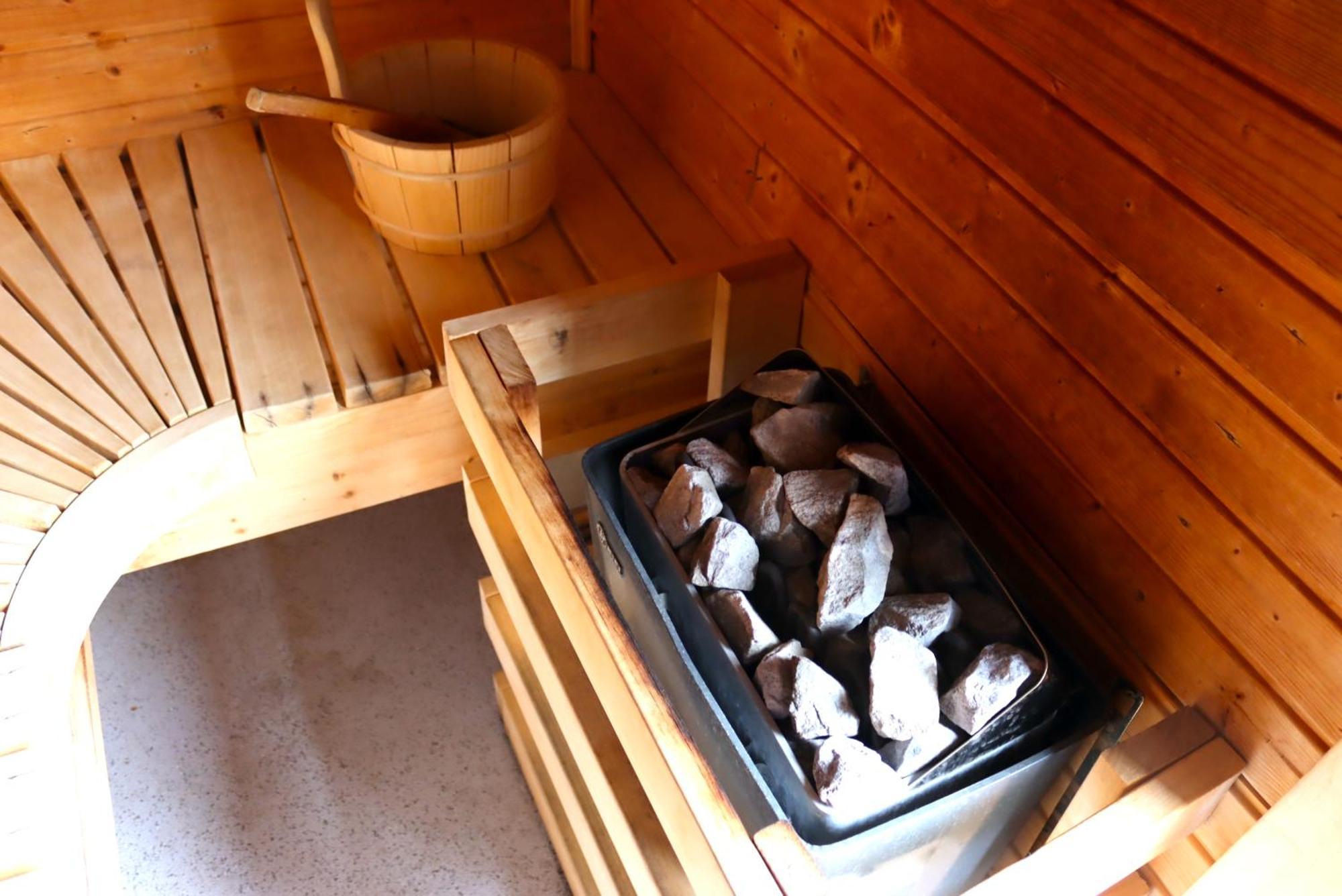 Four Corners Holiday Home Hot Tub & Sauna Ferndown Dış mekan fotoğraf