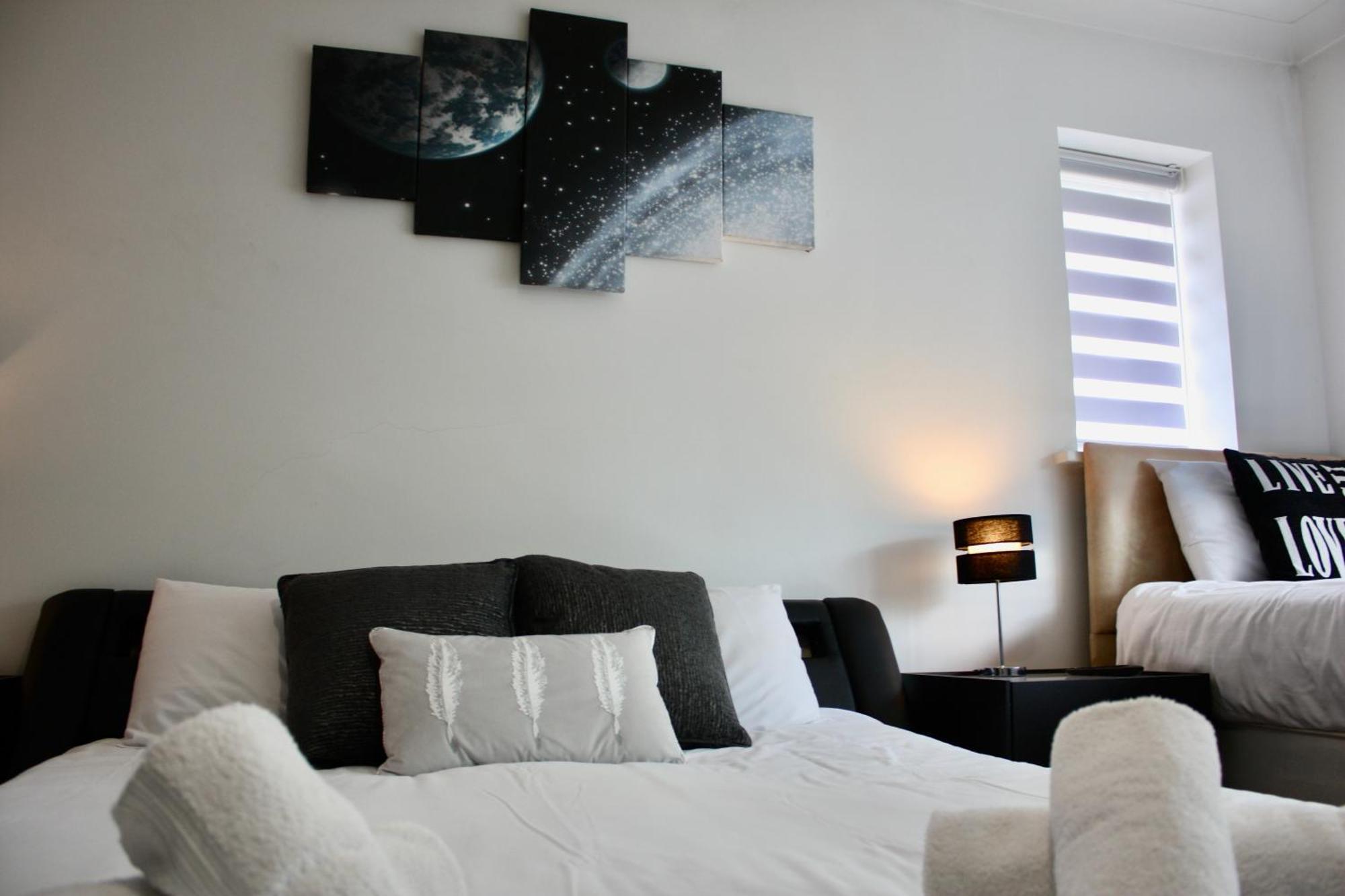 Four Corners Holiday Home Hot Tub & Sauna Ferndown Dış mekan fotoğraf