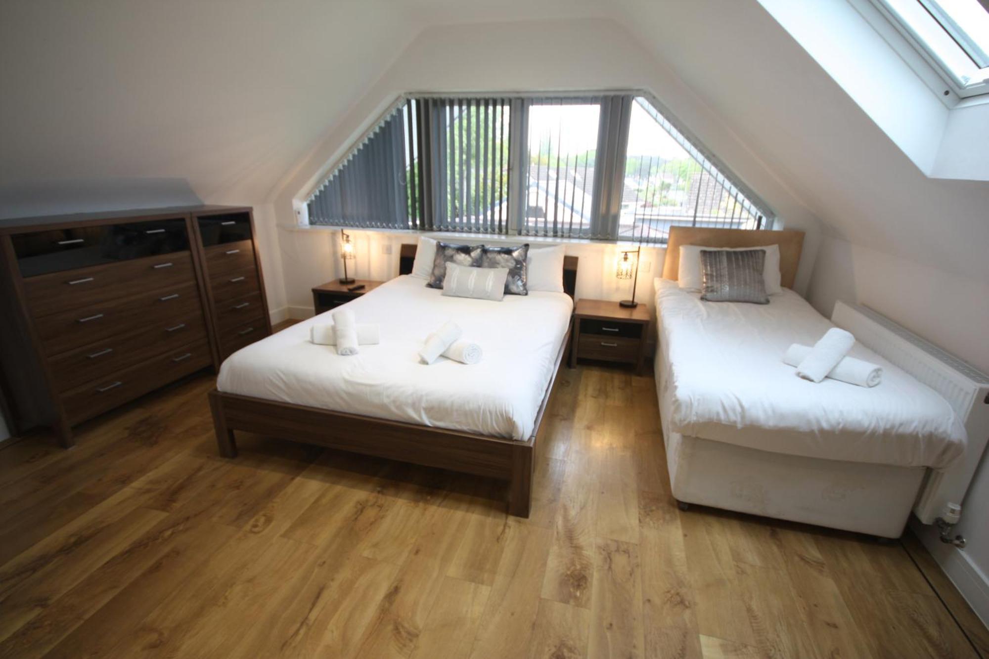 Four Corners Holiday Home Hot Tub & Sauna Ferndown Dış mekan fotoğraf